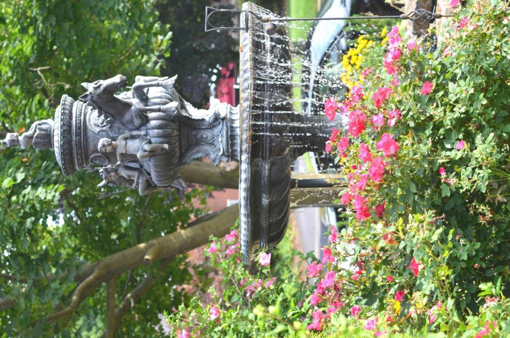 Union Gables (Adults Only) Saratoga Springs Exterior foto